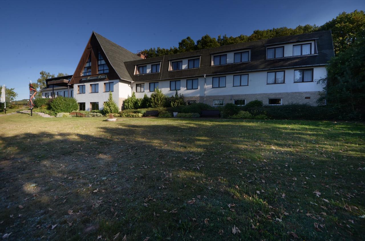 Land-Gut-Hotel Barbarossa Kelbra Extérieur photo
